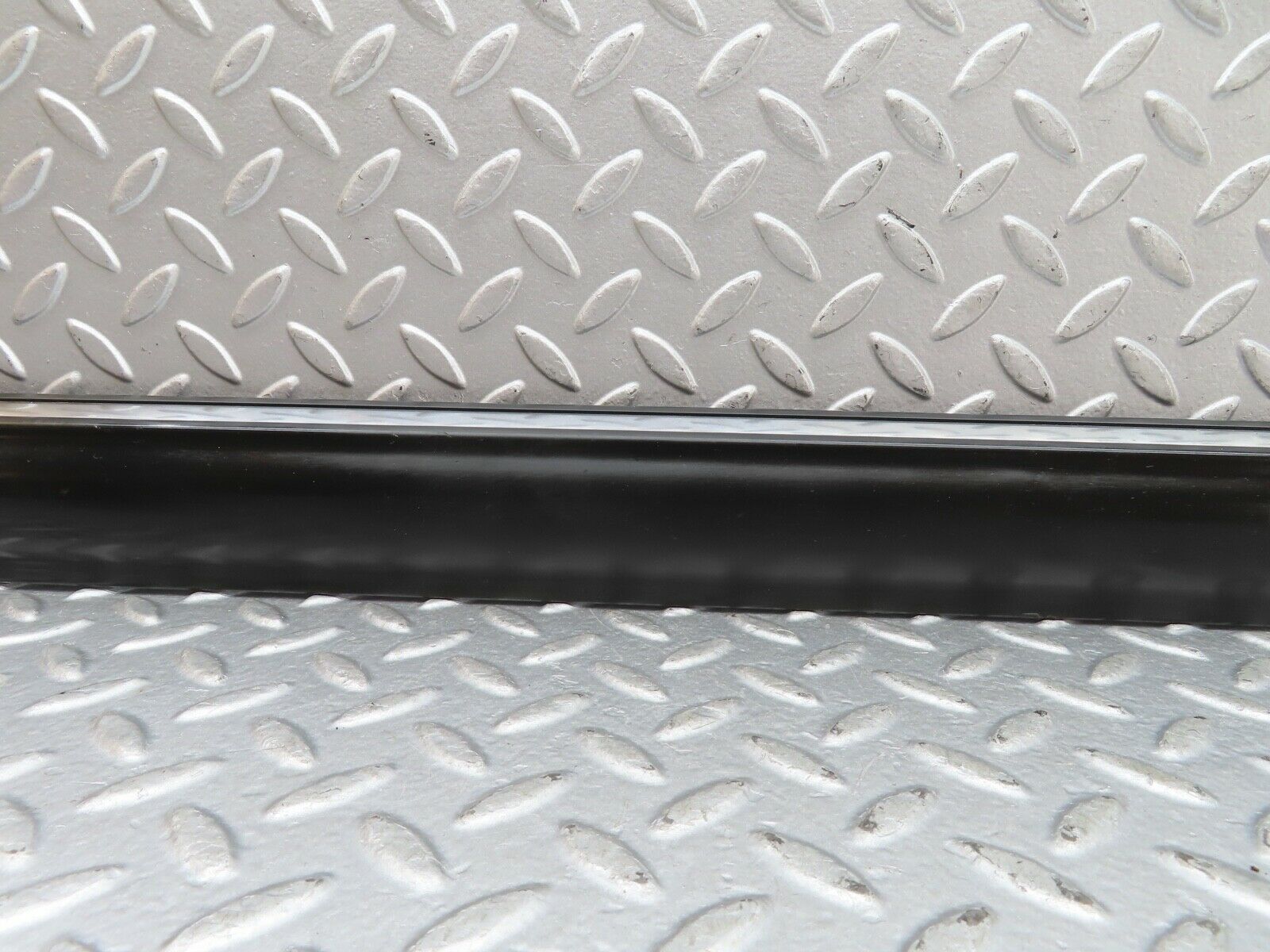 19228 Mercedes-Benz W123 300D Front Left Door Lower Moulding Trim