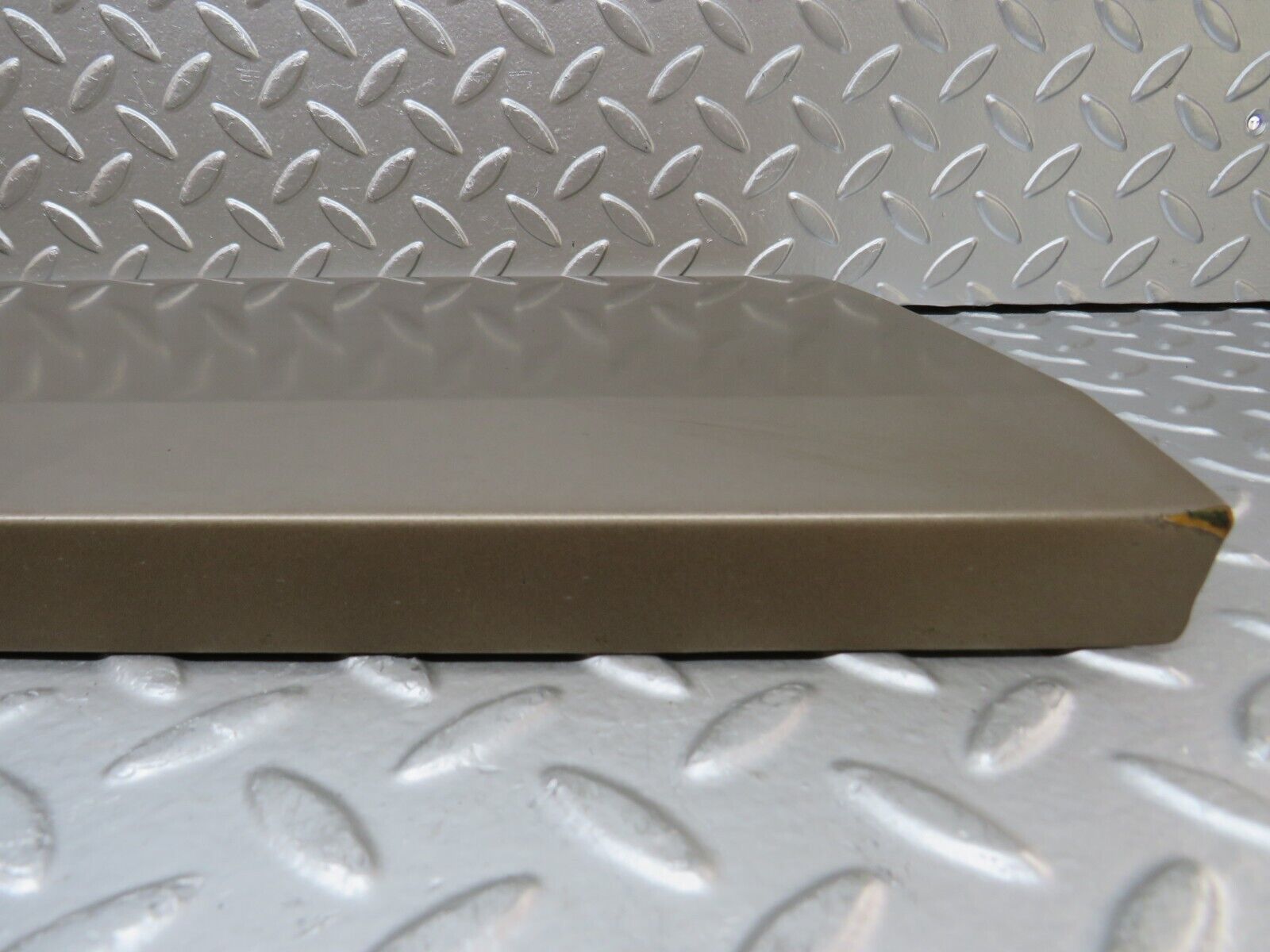 29254 Mercedes-Benz W124 230E Front Left Door Lower Moulding Trim 1246901540