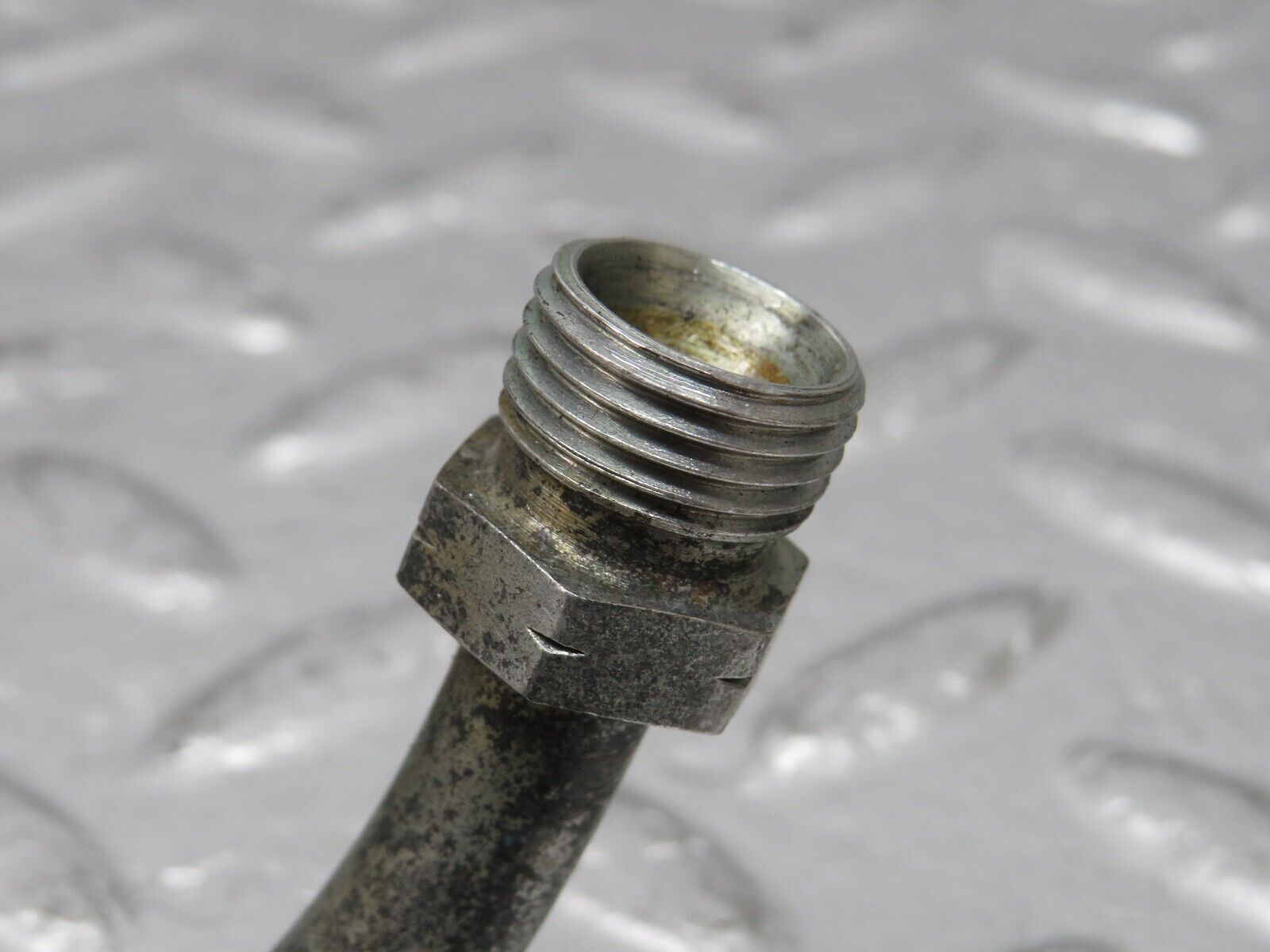 34181 Mercedes-Benz W124 260E Power Steering Hose Pipe