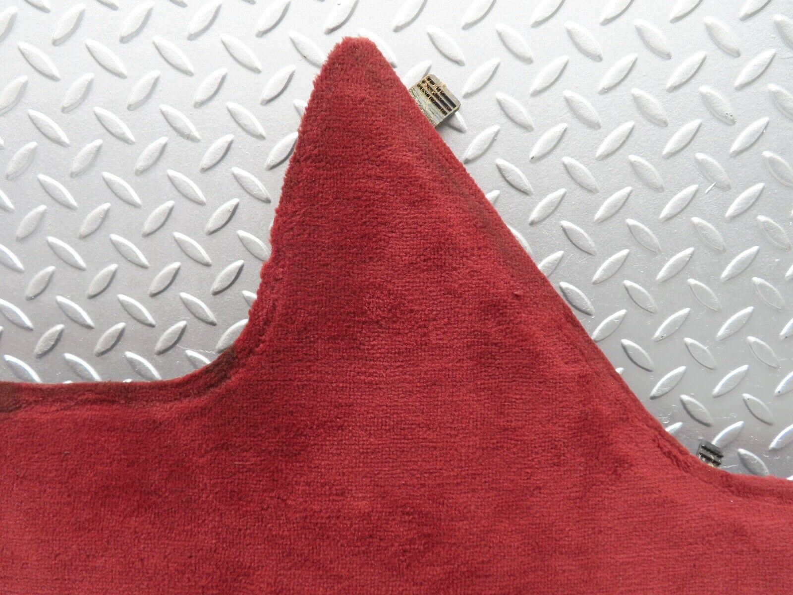 21557 Mercedes-Benz W126 300SE Centre Console Carpet Left Side 1266831525