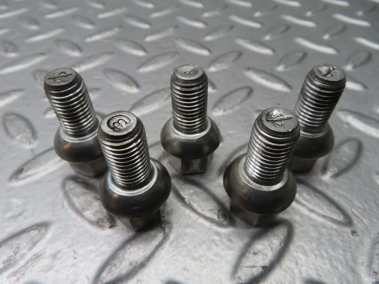 21636 Mercedes-Benz 5x Steel Wheel Lug Bolt M12x1.5