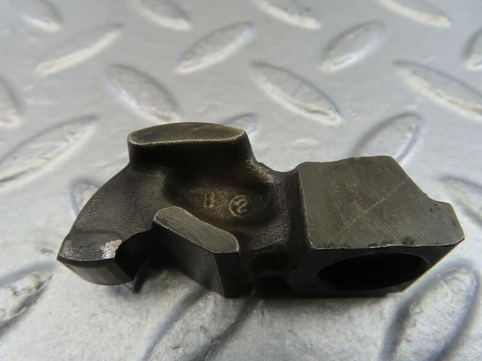 9861 Mercedes-Benz C123 280CE Coupe Valve Rocker Arm With Retaining Spring