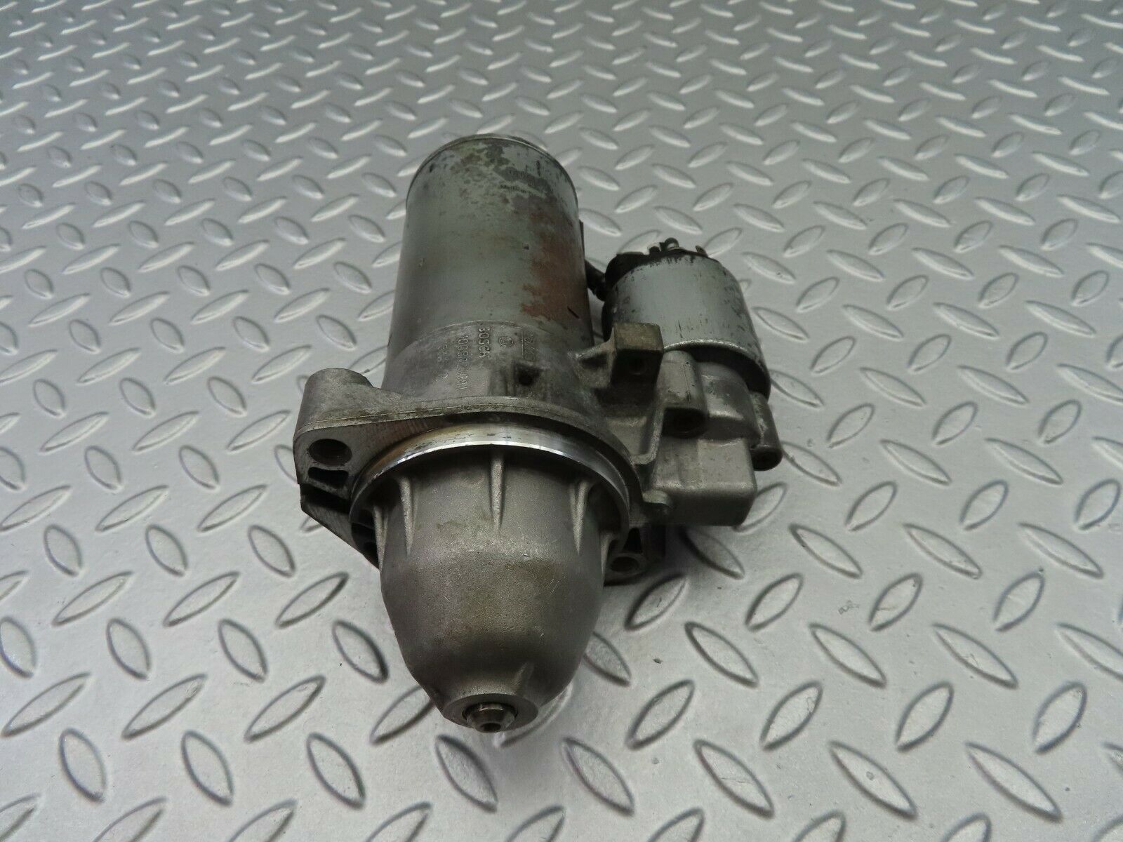 6809 Mercedes-Benz S124 E220 Wagon Starter Motor Bosch 1005821681