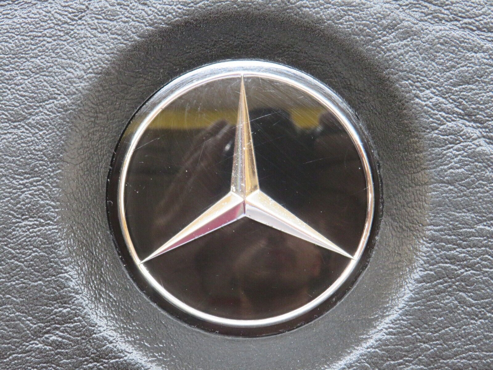 36056 Mercedes-Benz W126 420SE Leather Steering Wheel 1264640017