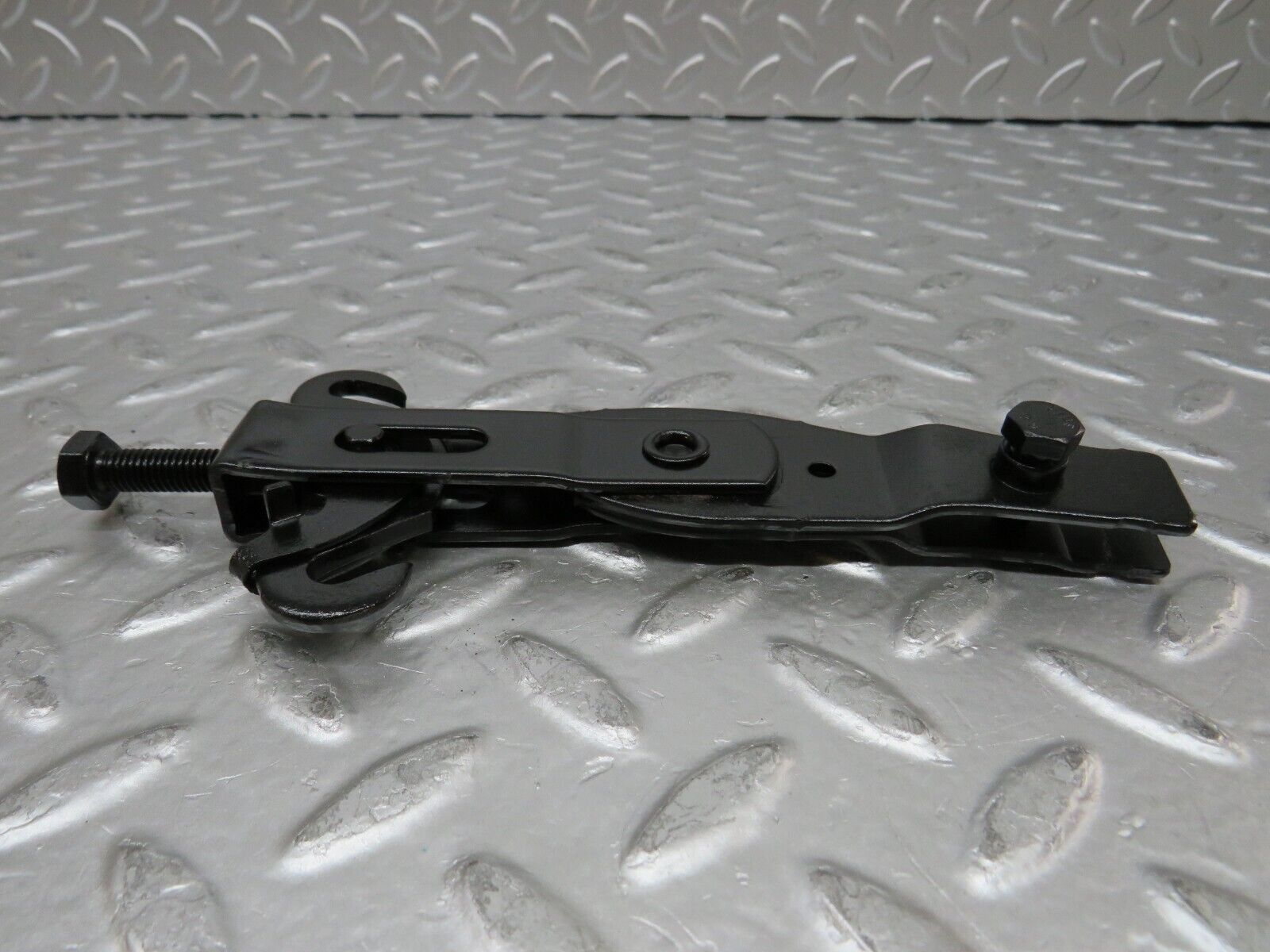 26735 Mercedes-Benz C124 220CE Coupe Handbrake Adjusting Handbrake Regulator