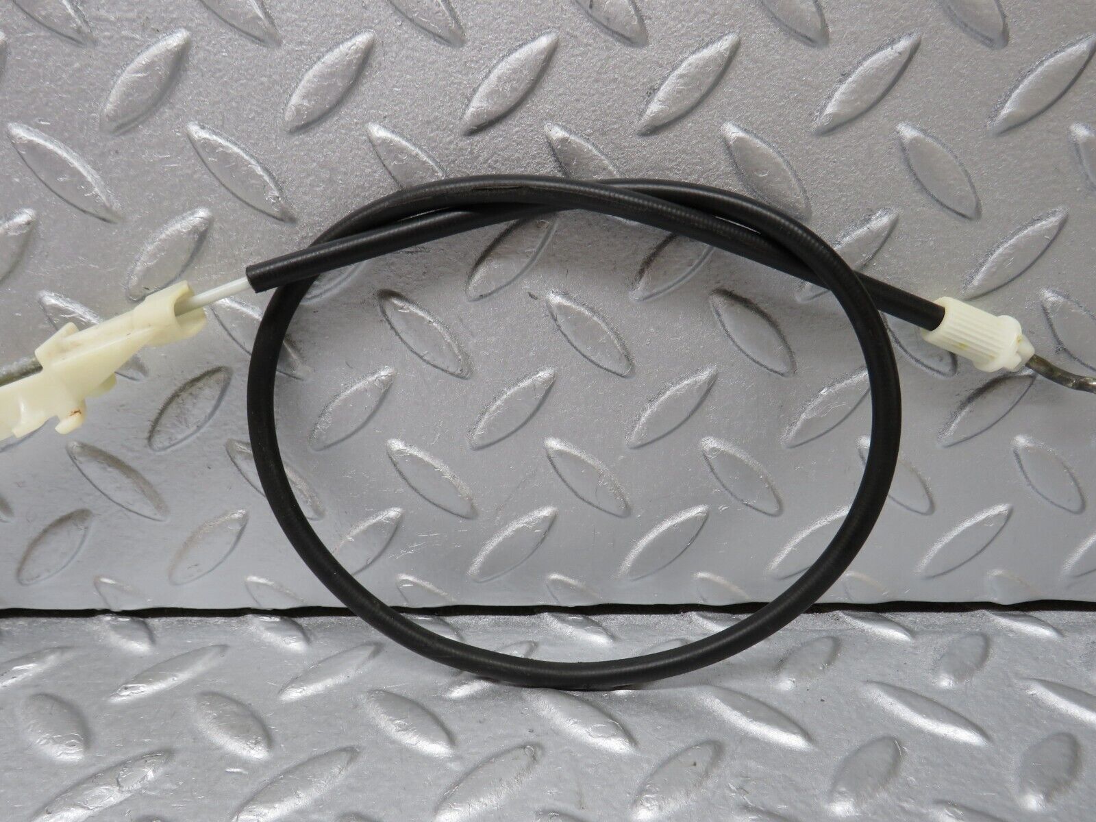 36867 Mercedes-Benz C126 420SEC Coupe Door Lock Cable