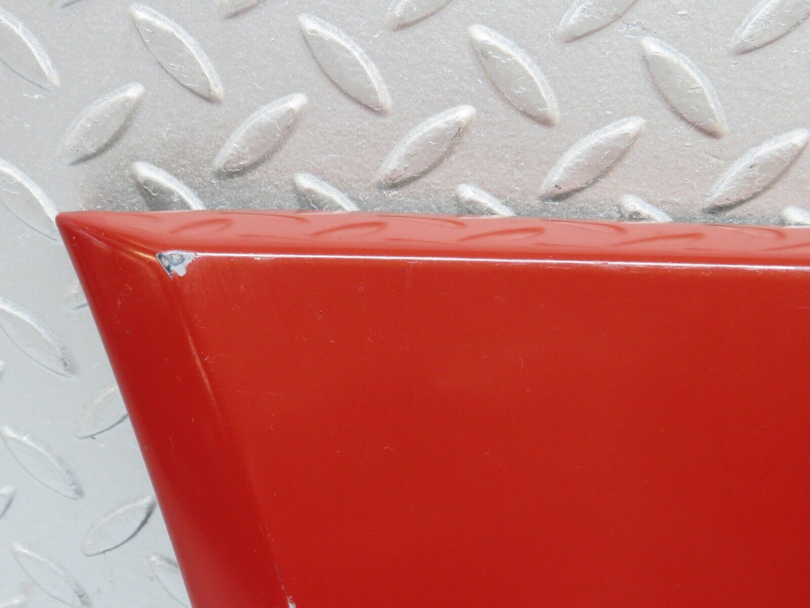 38693 Mercedes-Benz W201 190E 2.6L Front Left Fender Wing Moulding Trim 2016905340