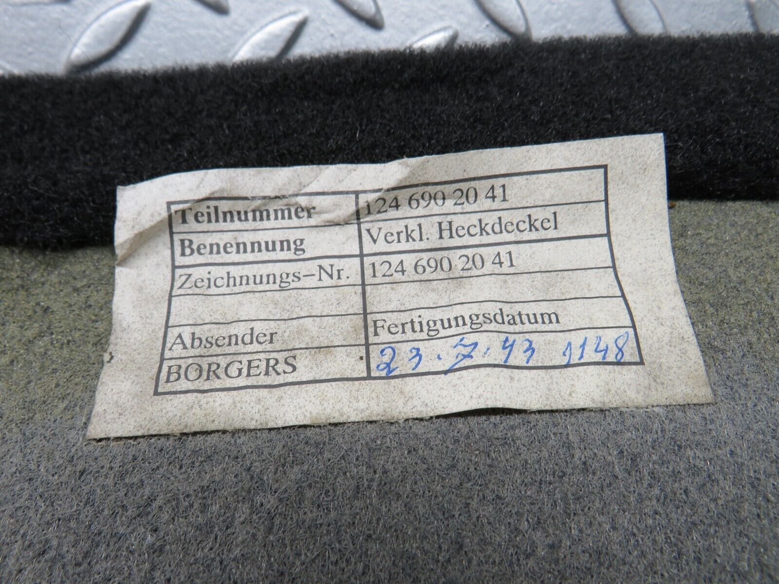 37877 Mercedes-Benz A124 320E Cabriolet Trunk Boot Carpet Panel Grey 1246902041