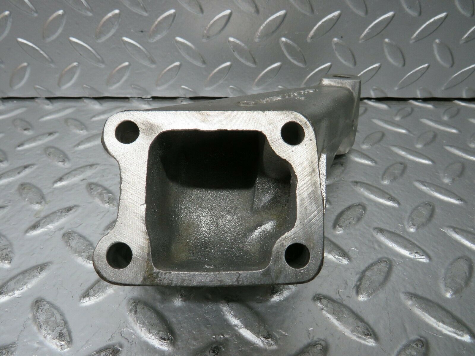 23286 Mercedes-Benz W116 350SE Engine Mount Bracket Left Side 1162232904