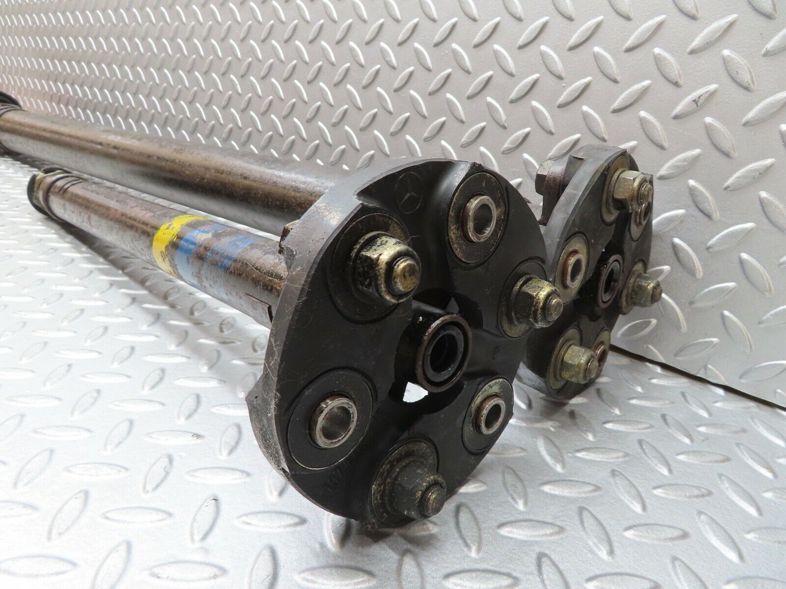 17836 Mercedes-Benz W116 450SEL Cardan Shaft Prop Shaft