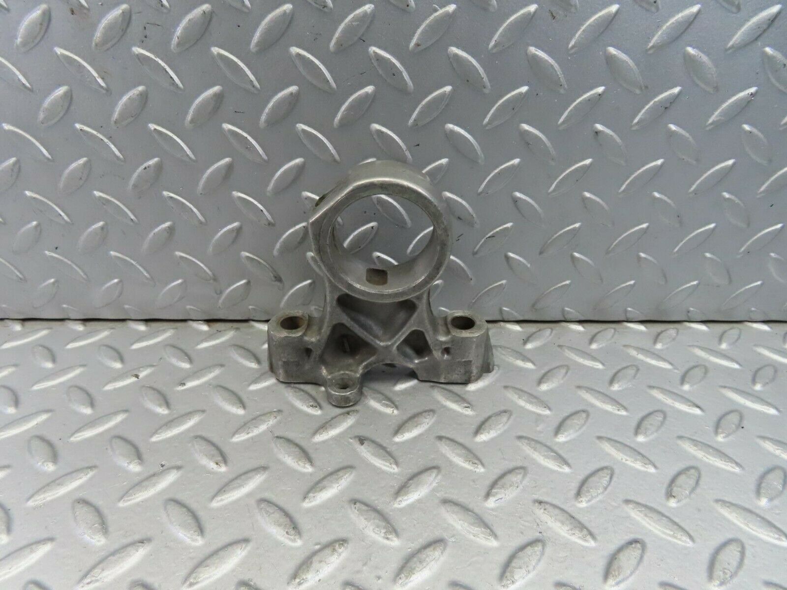 8967 Mercedes-Benz W108 Camshaft Tower Bearing 1140510916