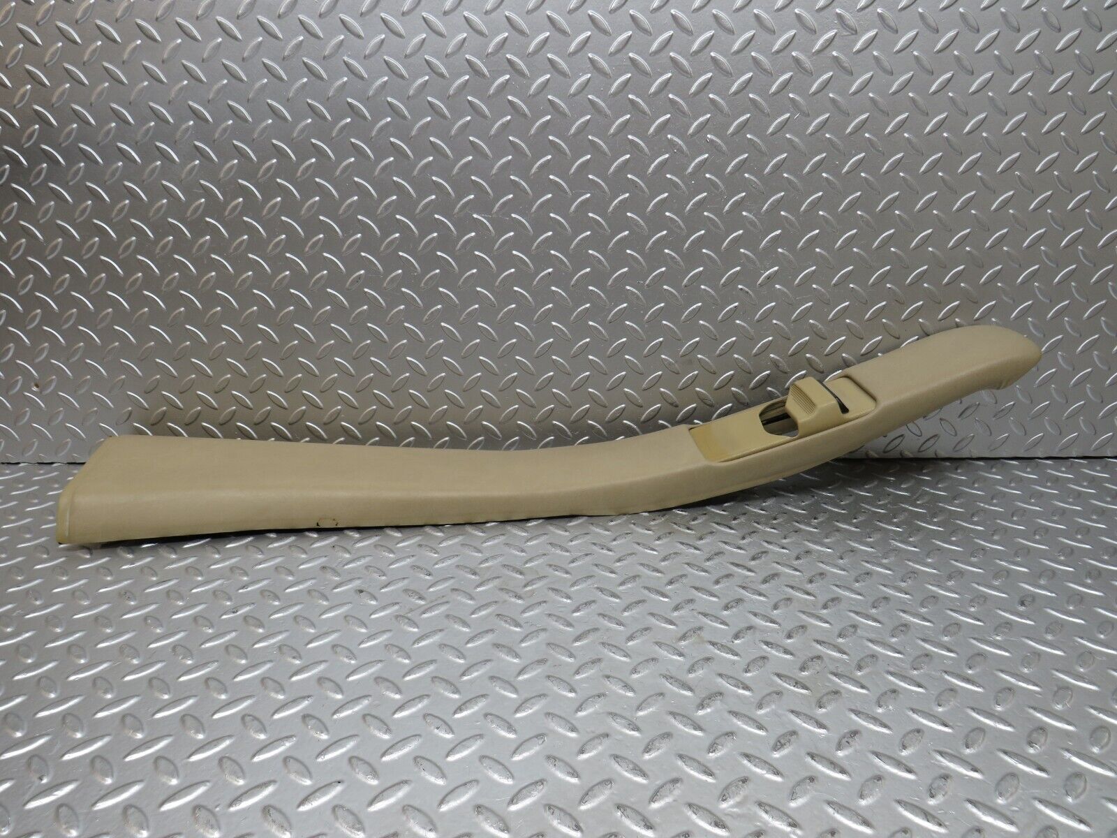27525 Mercedes-Benz S124 300TE B Pillar Cover Right Side Beige 1246923689