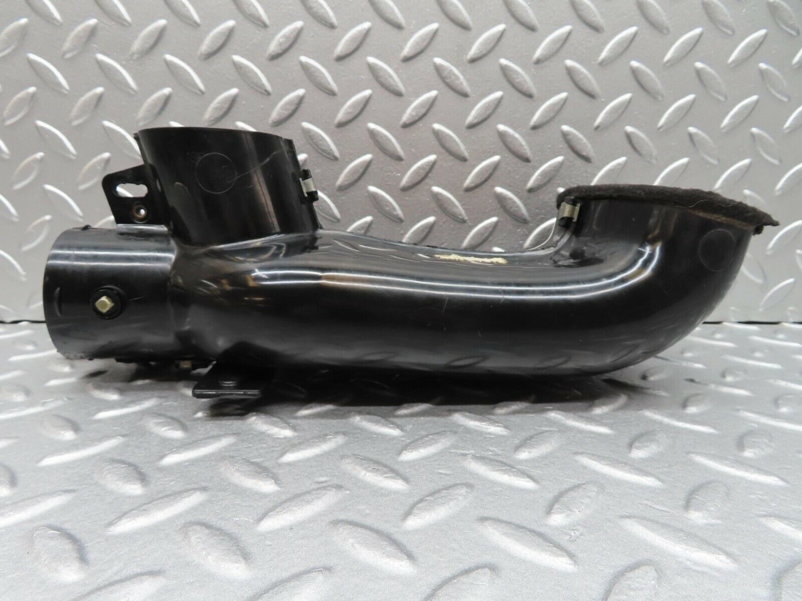 13984 Mercedes-Benz C107 280SLC Heater Air Duct