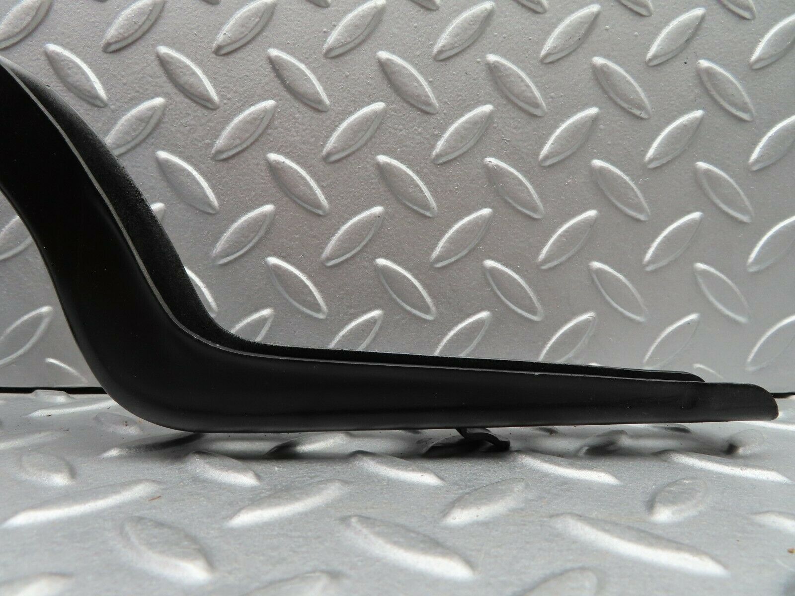 5728 Mercedes-Benz W123 200 Trunk Lid Hinge Left Side 1237500187