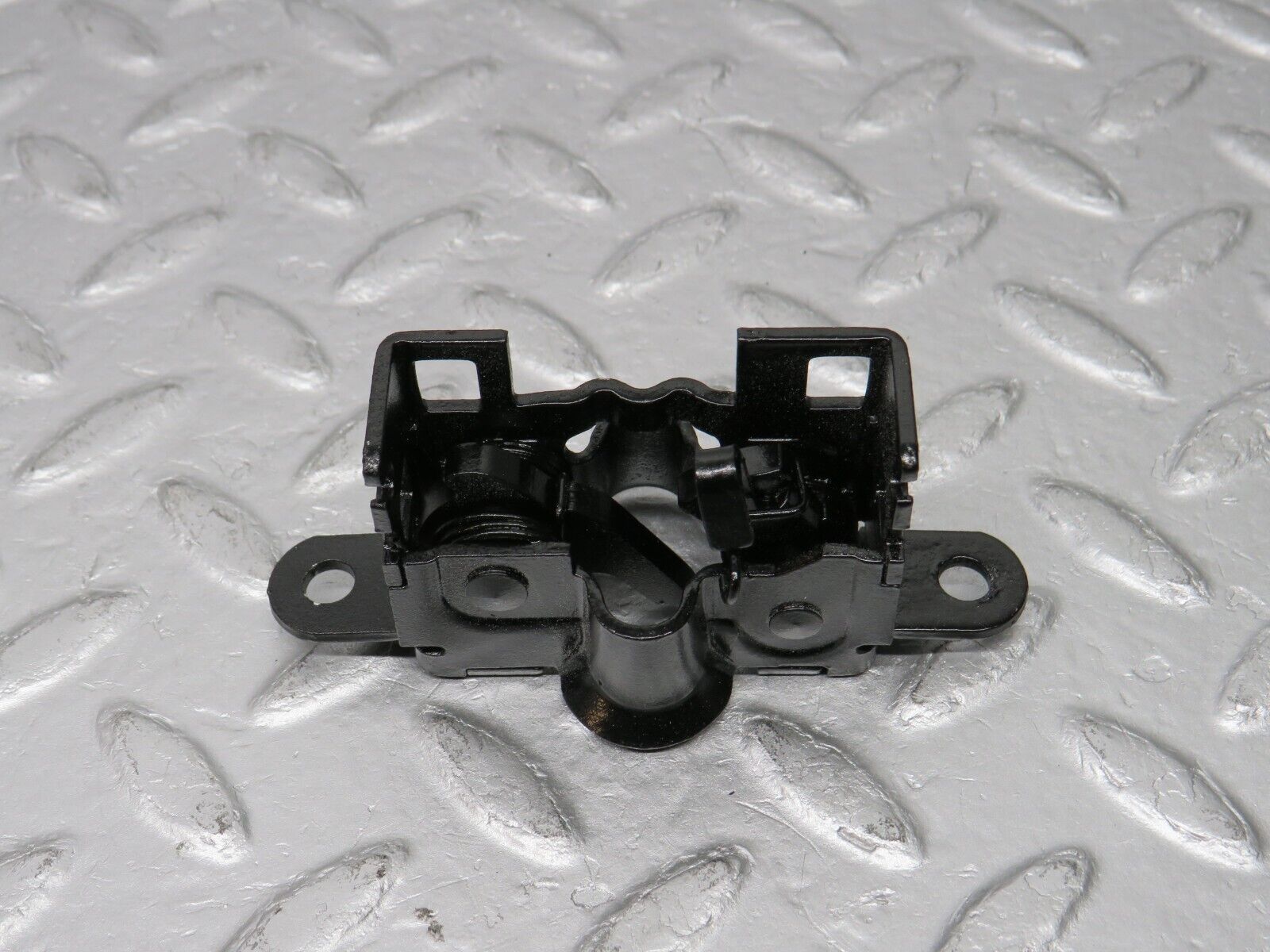 38533 Mercedes-Benz R129 280SL Coupe Bonnet Lock Latch