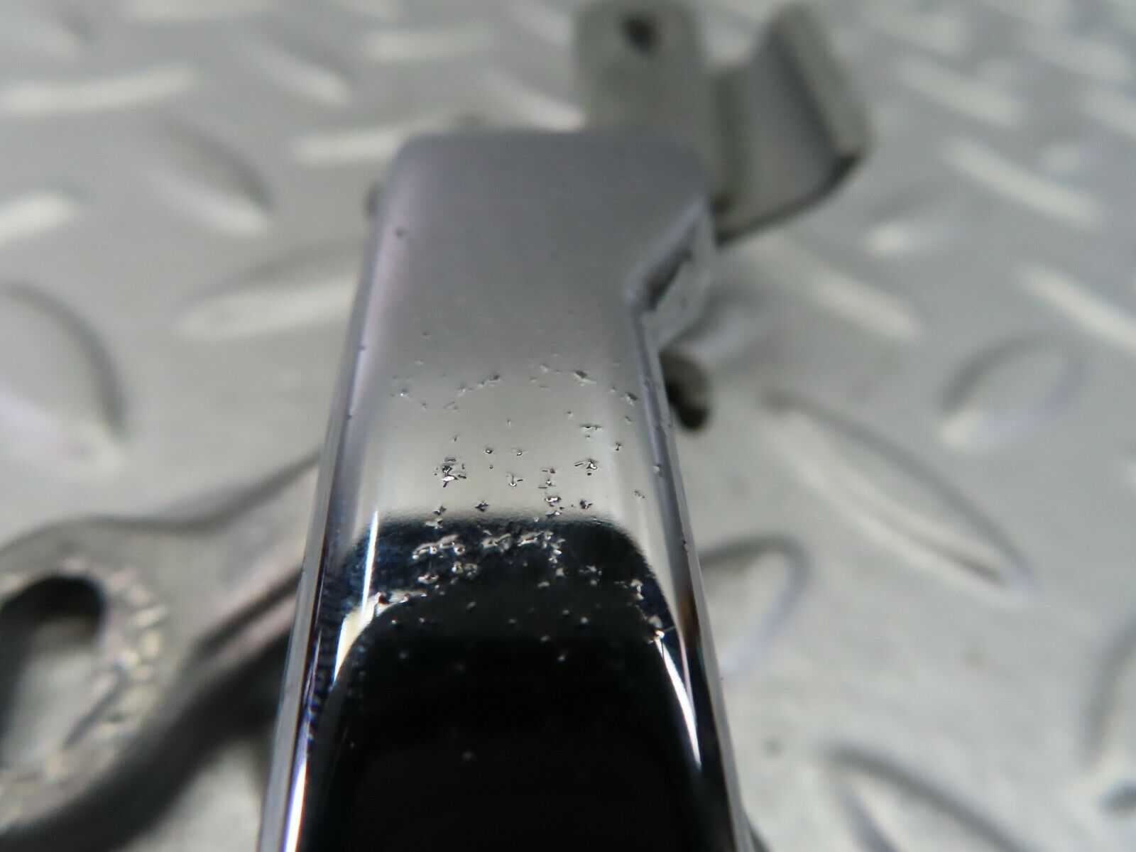 7918 Mercedes-Benz W115 220D Left Interior Door Handle Chrome 1157660119