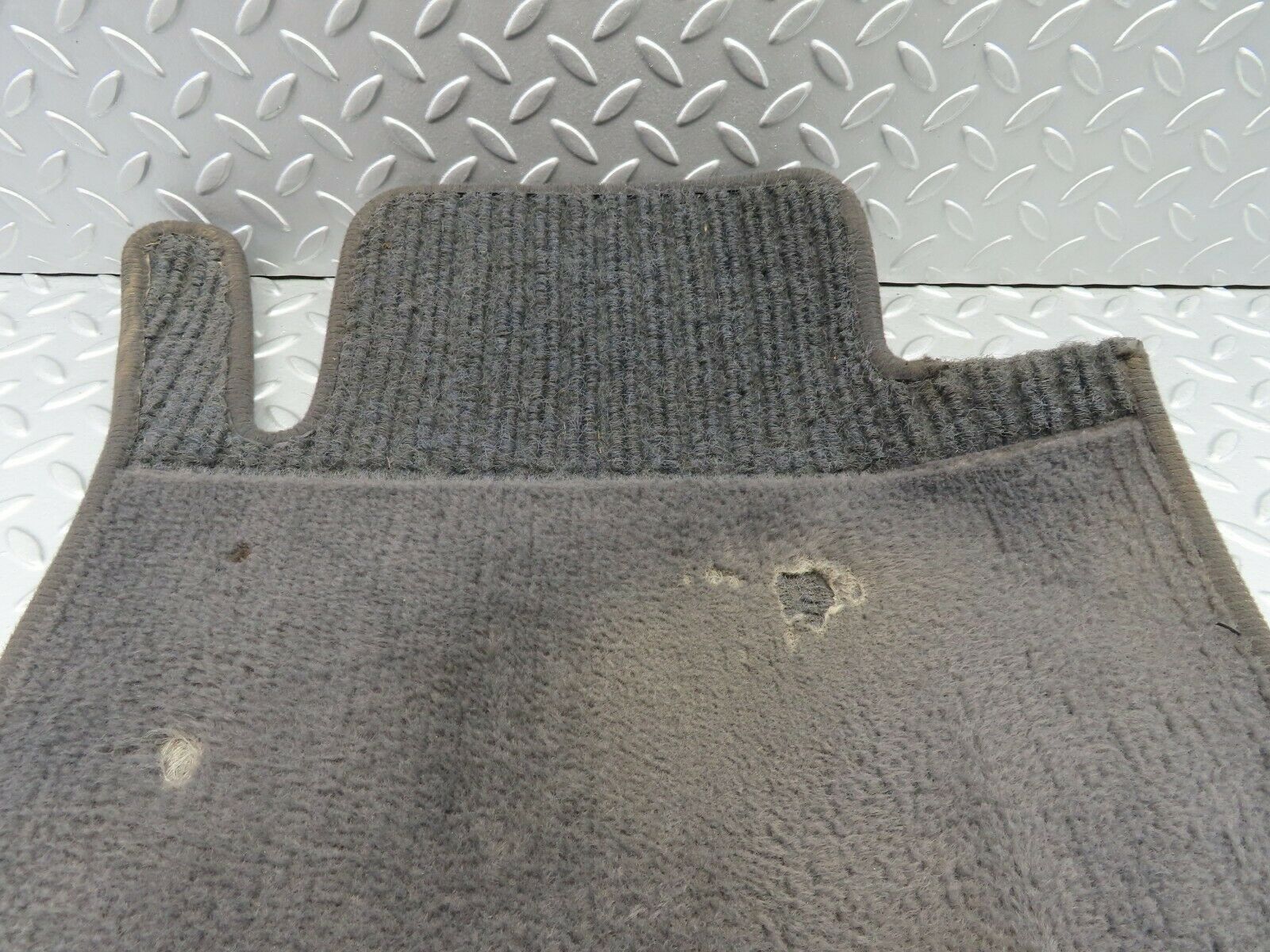 6653 Mercedes-Benz S124 E220 Wagon Front Right Driver Side Floor Carpet