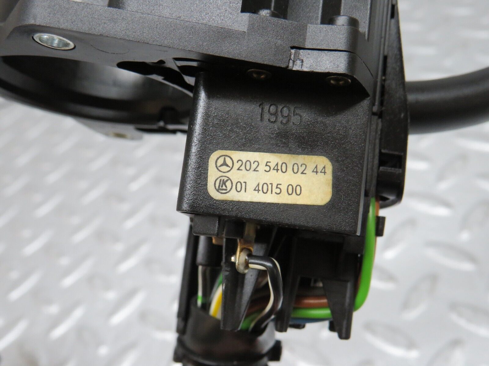 33283 Mercedes-Benz W202 C180 Indicator Wiper Stalk 2025400244