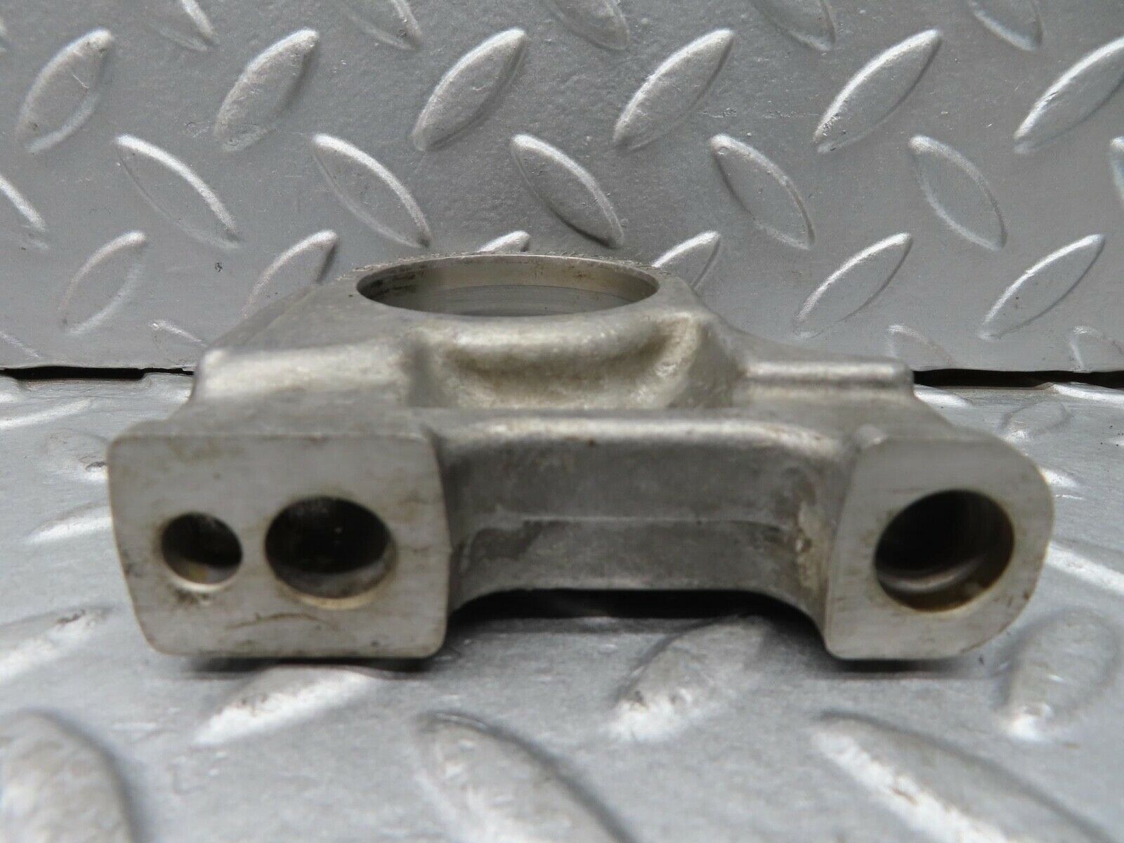 16721 Mercedes-Benz C107 380SLC Camshaft Tower Bearing 1160514612