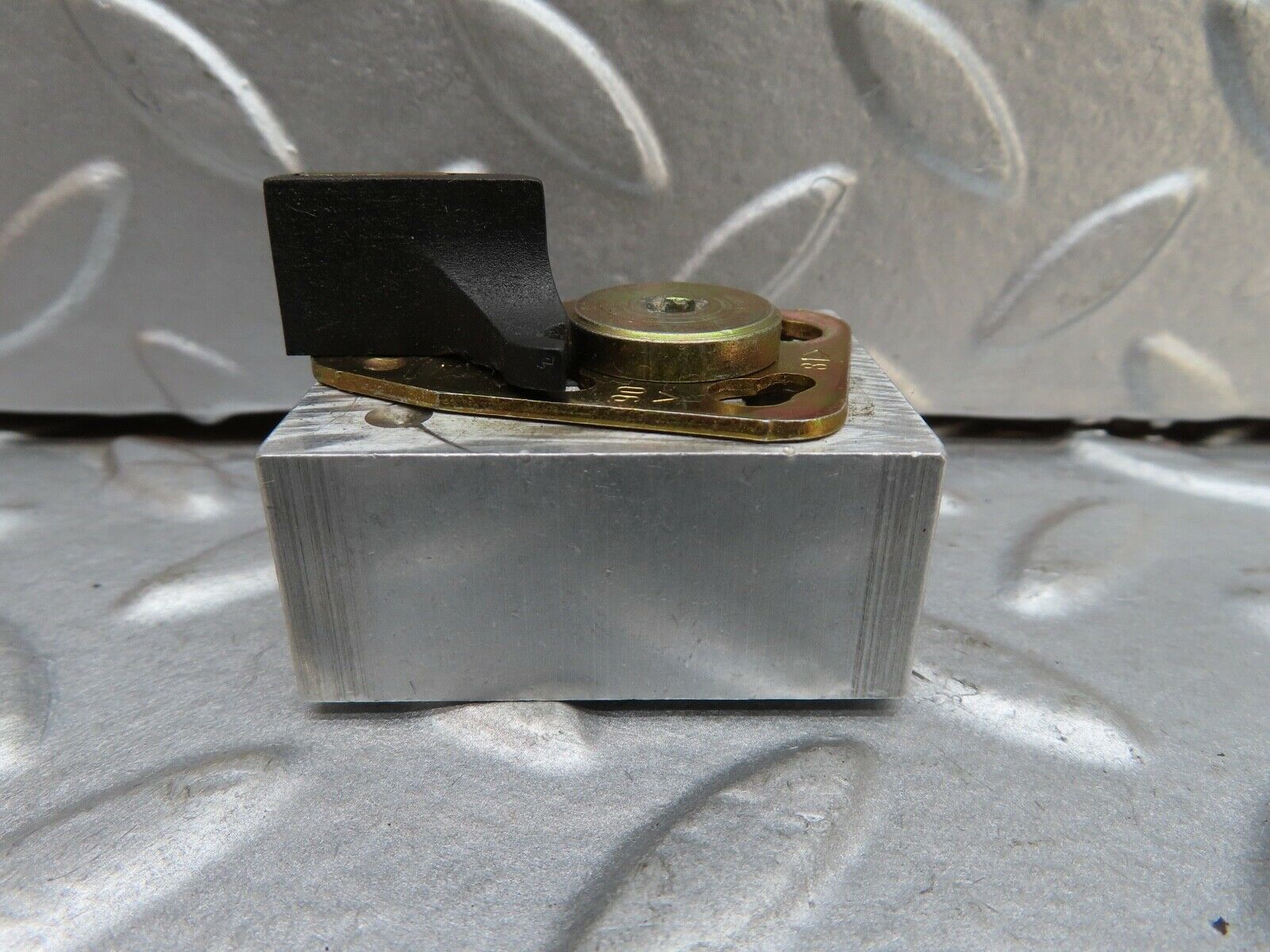 17468 Mercedes-Benz R129 300SL Coupe Soft Top Hydraulic Valve