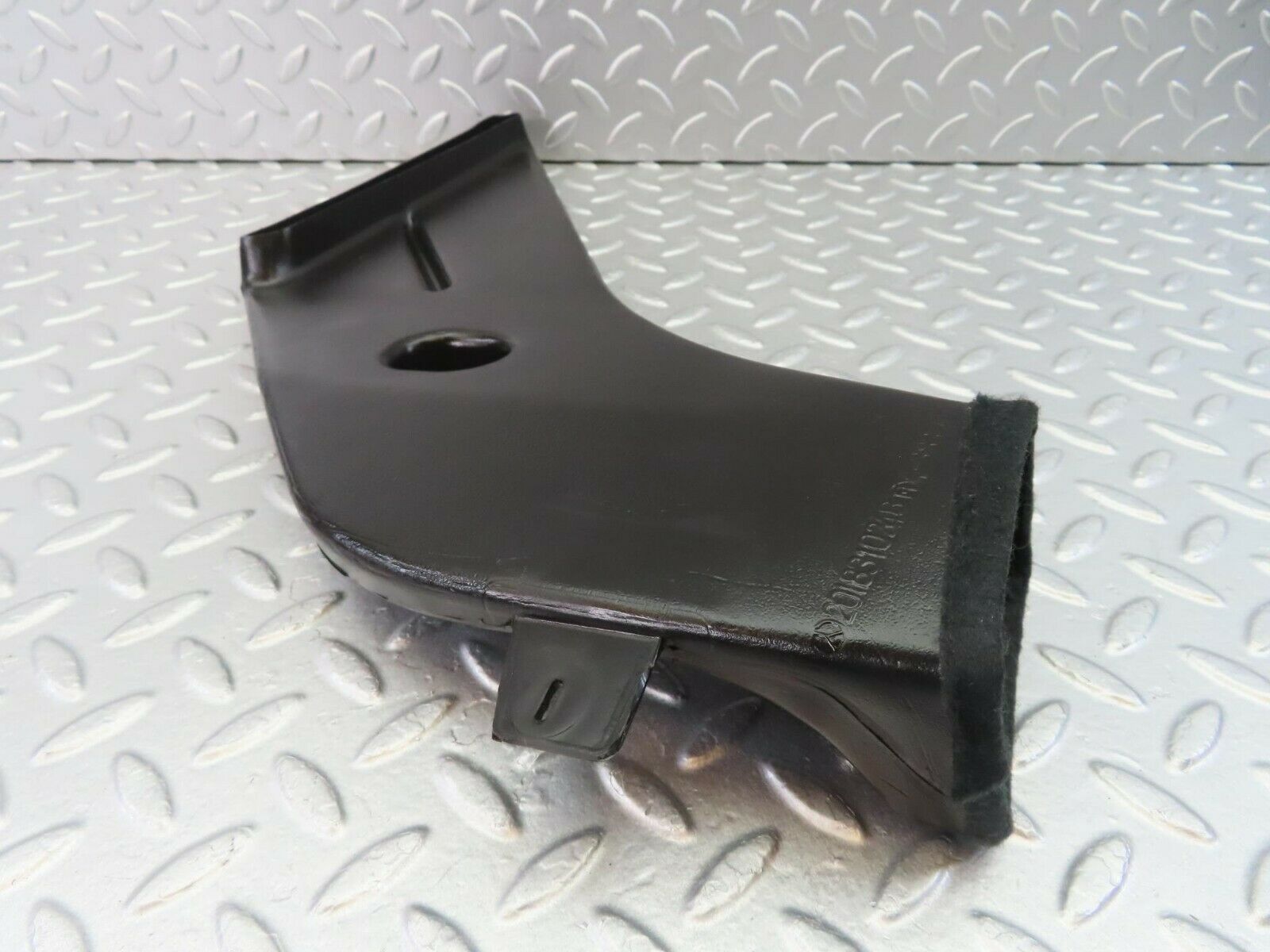 10448 Mercedes-Benz W201 190E Air Duct Heater Ventilation Right 2018310246