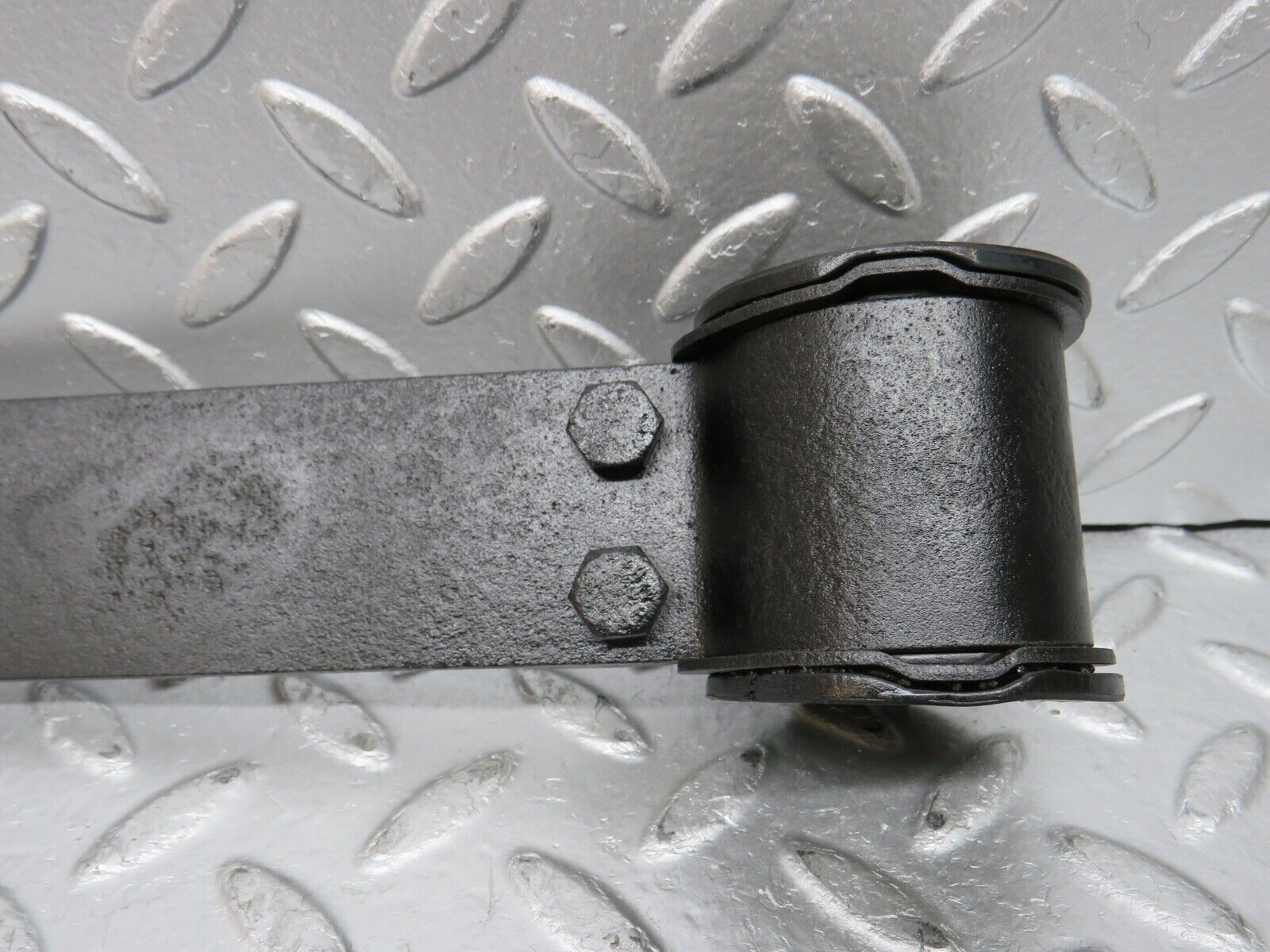 0377 Mercedes-Benz W108 280SE Stabilizer Bar Mounting Front Axle