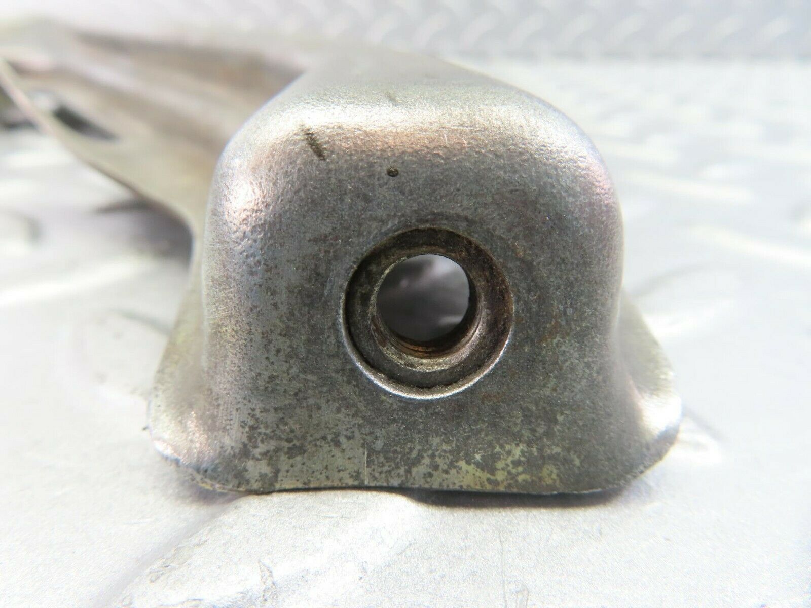 10099 Mercedes-Benz C123 230CE Coupe Air Intake Manifold Bracket