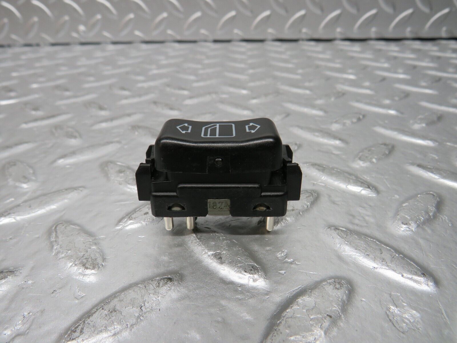 30519 Mercedes-Benz W124 230E Electric Window Switch Right Side 1248209410