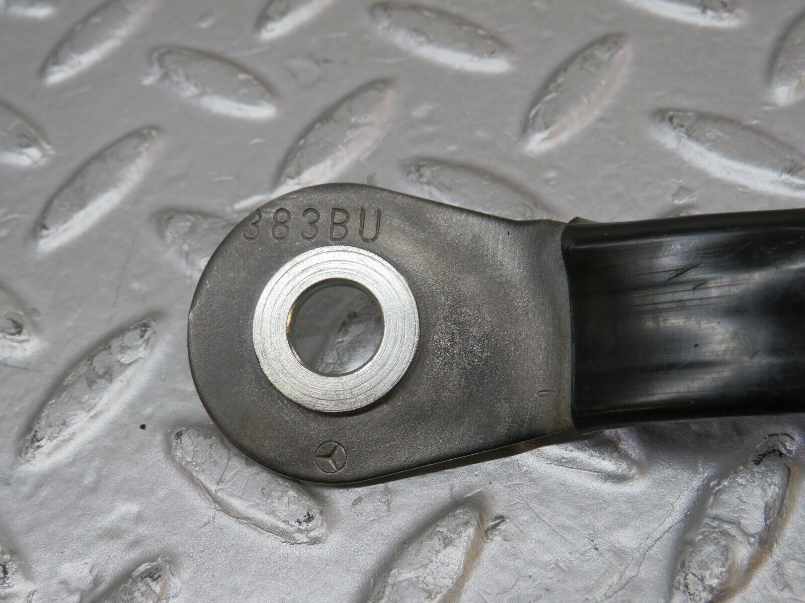 37972 Mercedes-Benz A124 320E Cabriolet Front Seat Belt Runner Pair