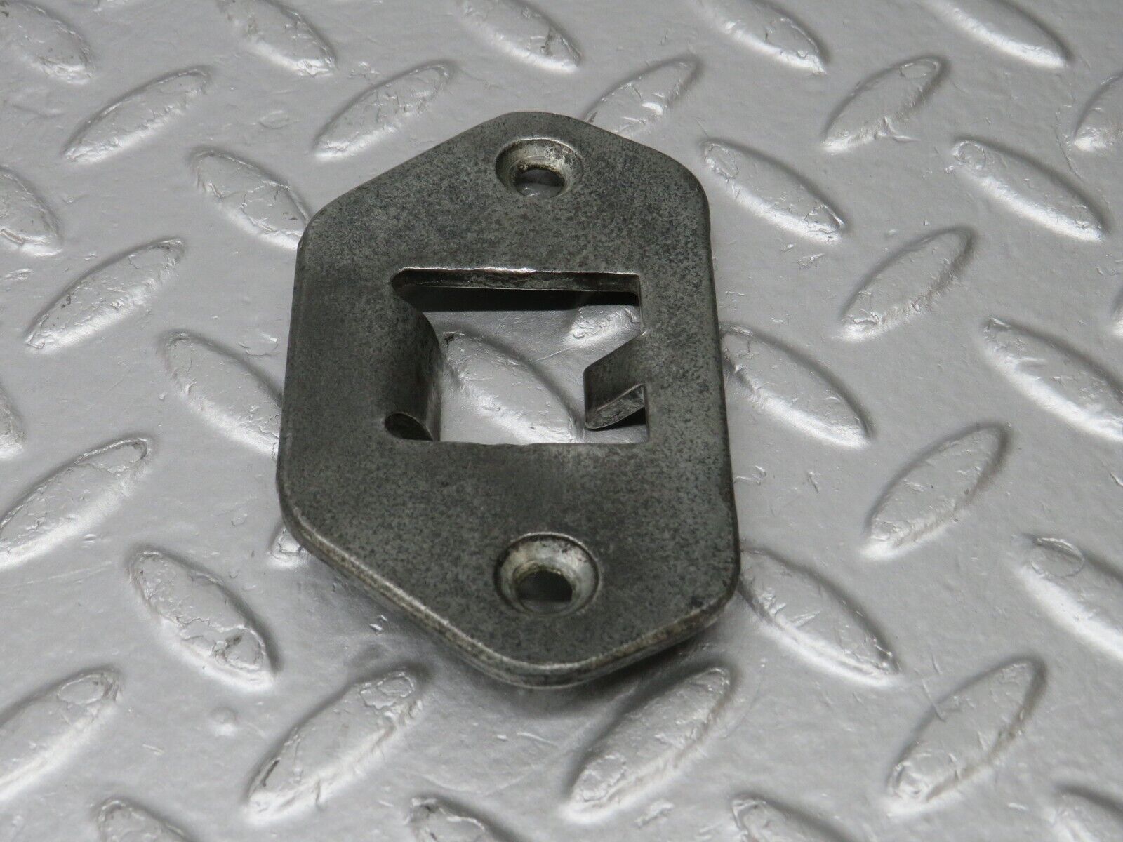 40291 Mercedes-Benz W110 230 Bonnet Lock Latch