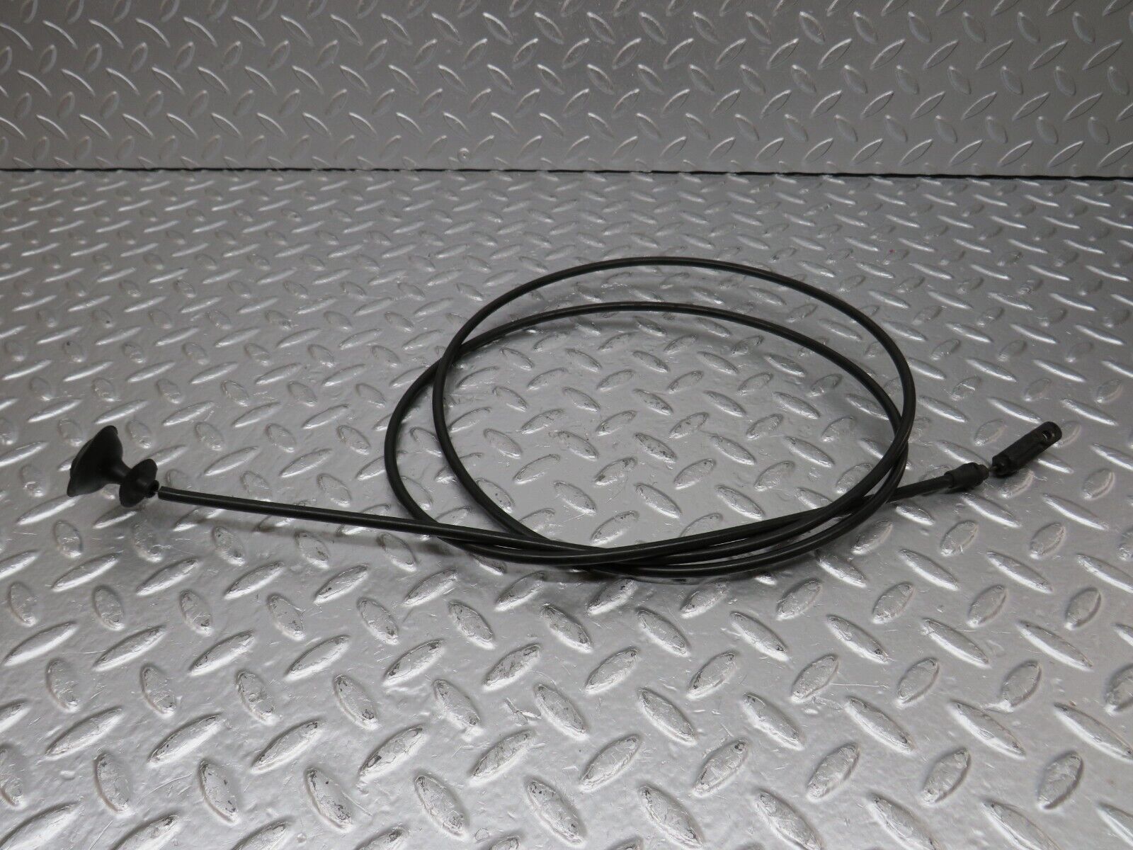 34183 Mercedes-Benz W124 230E Bonnet Release Cable 1239970681