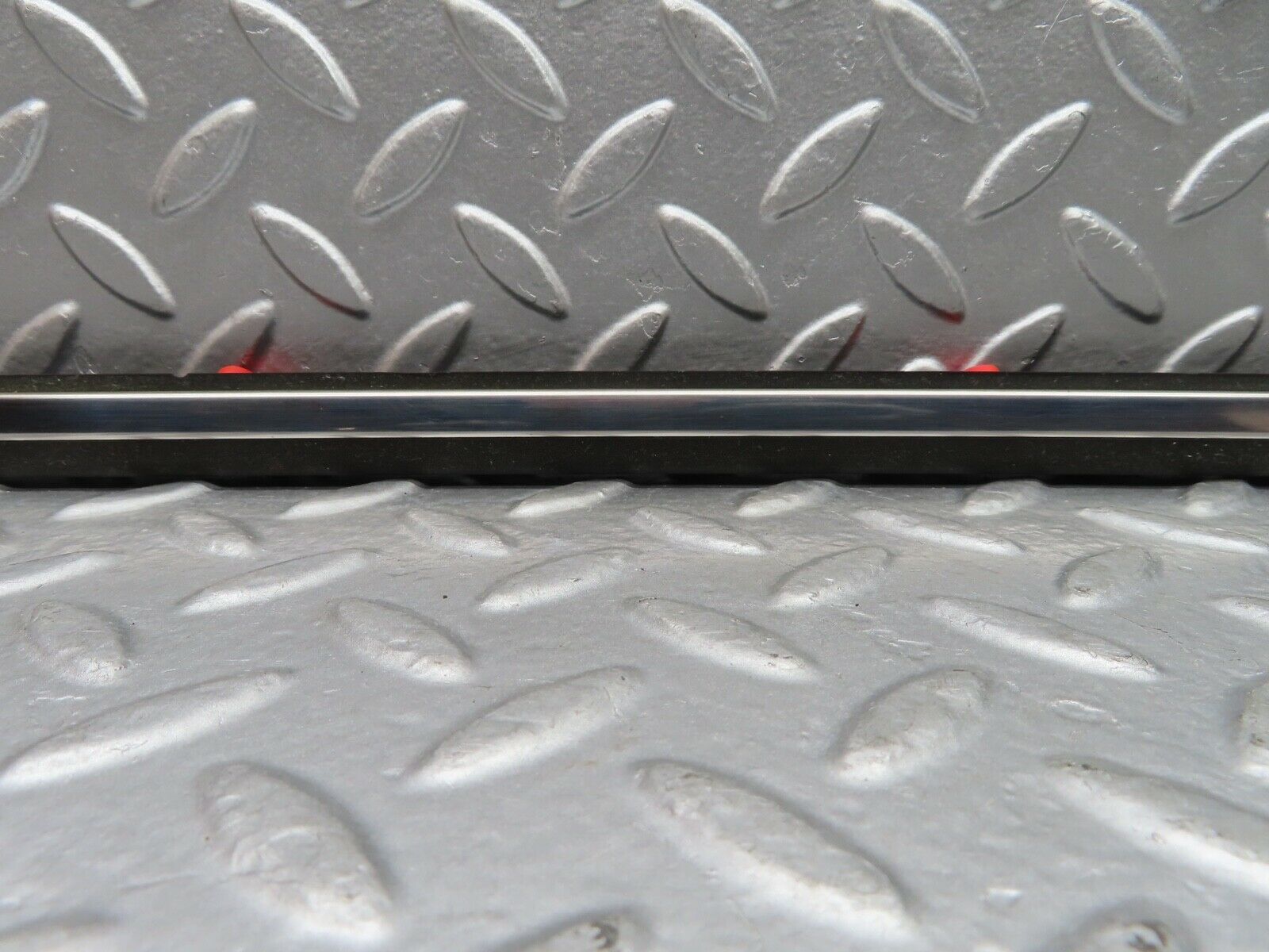 21105 Mercedes-Benz W123 230E Rear Left Door Centre Moulding Trim