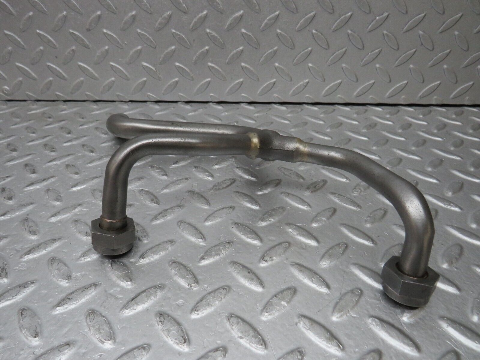 37665 Mercedes-Benz W109 300SEL Air Intake Hose Pipe