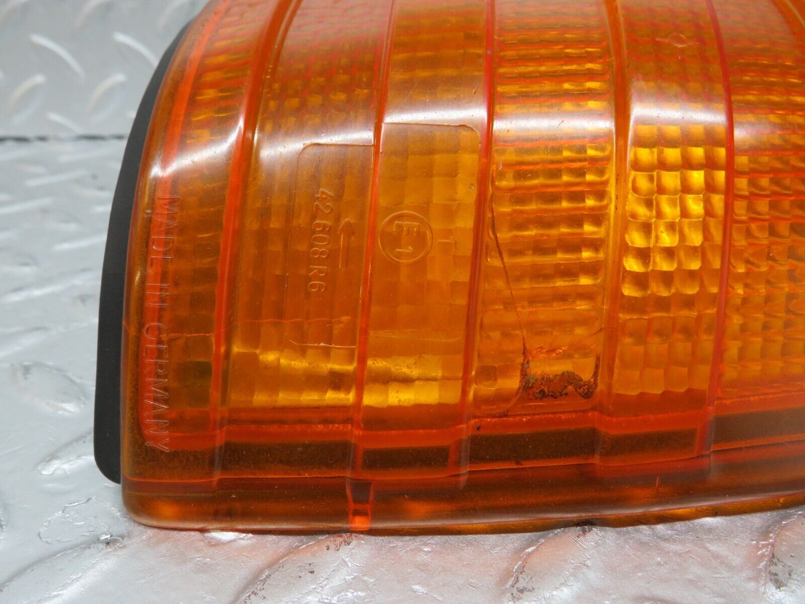 36176 Mercedes-Benz W126 420SE Indicator Light Front Right Bosch