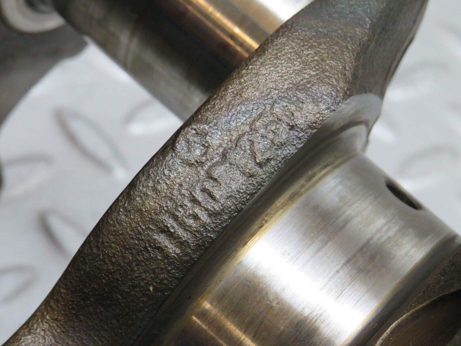 37151 Mercedes-Benz C126 420SEC Coupe Crankshaft 1160312501