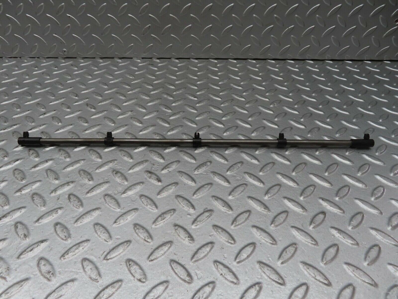 13354 Mercedes-Benz C107 350SLC Coupe Camshaft Oil Tube