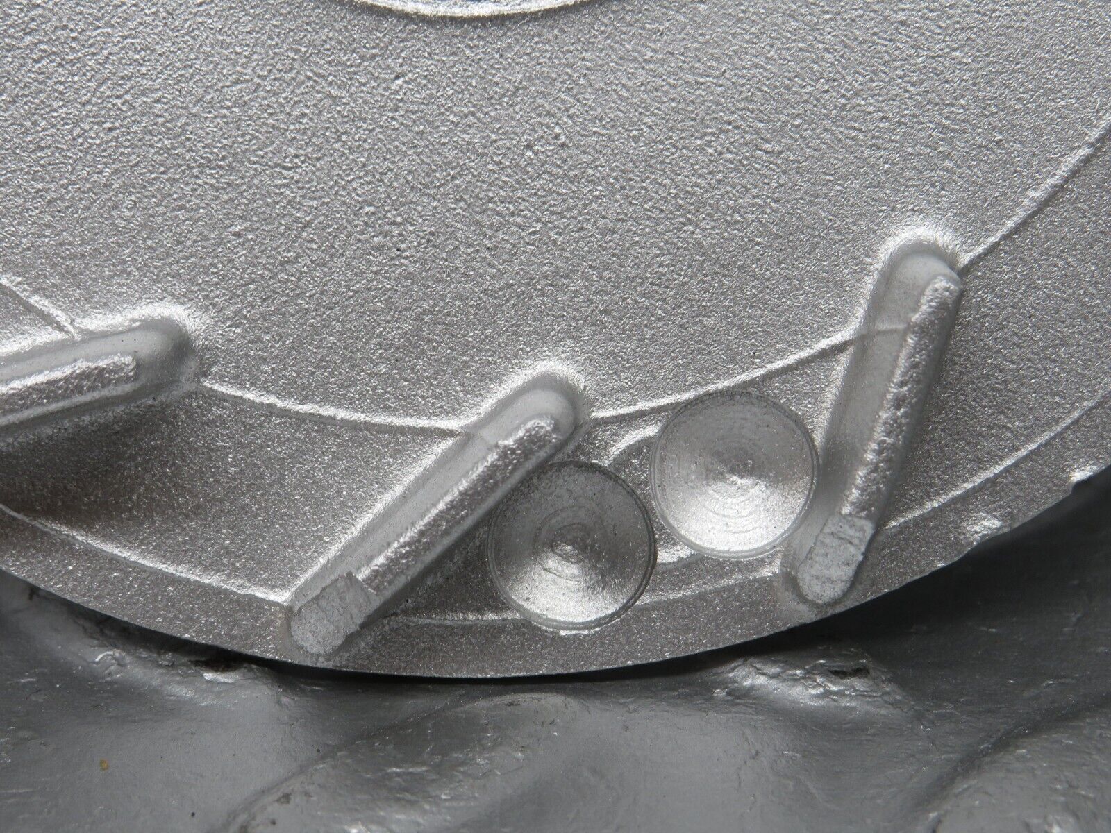 40379 Mercedes-Benz W110 230 Alternator Generator Cooler Fan 1126610013