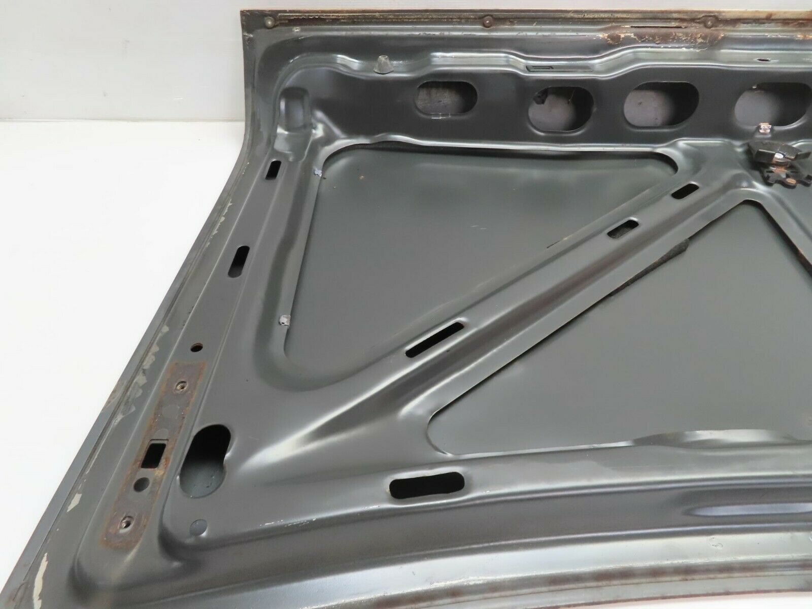 10906 Mercedes-Benz W123 230E Boot Lid Trunk Door