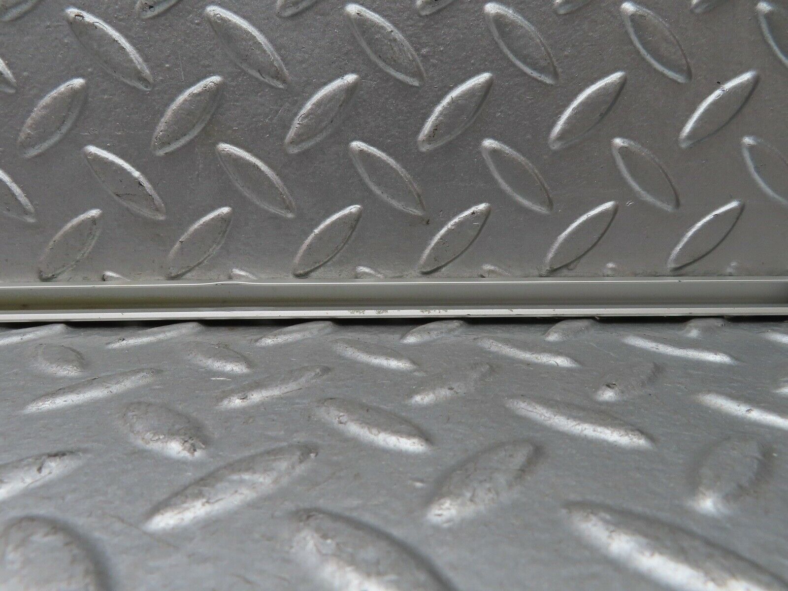 19533 Mercedes-Benz C140 CL420 Coupe Sunroof Chrome Trim