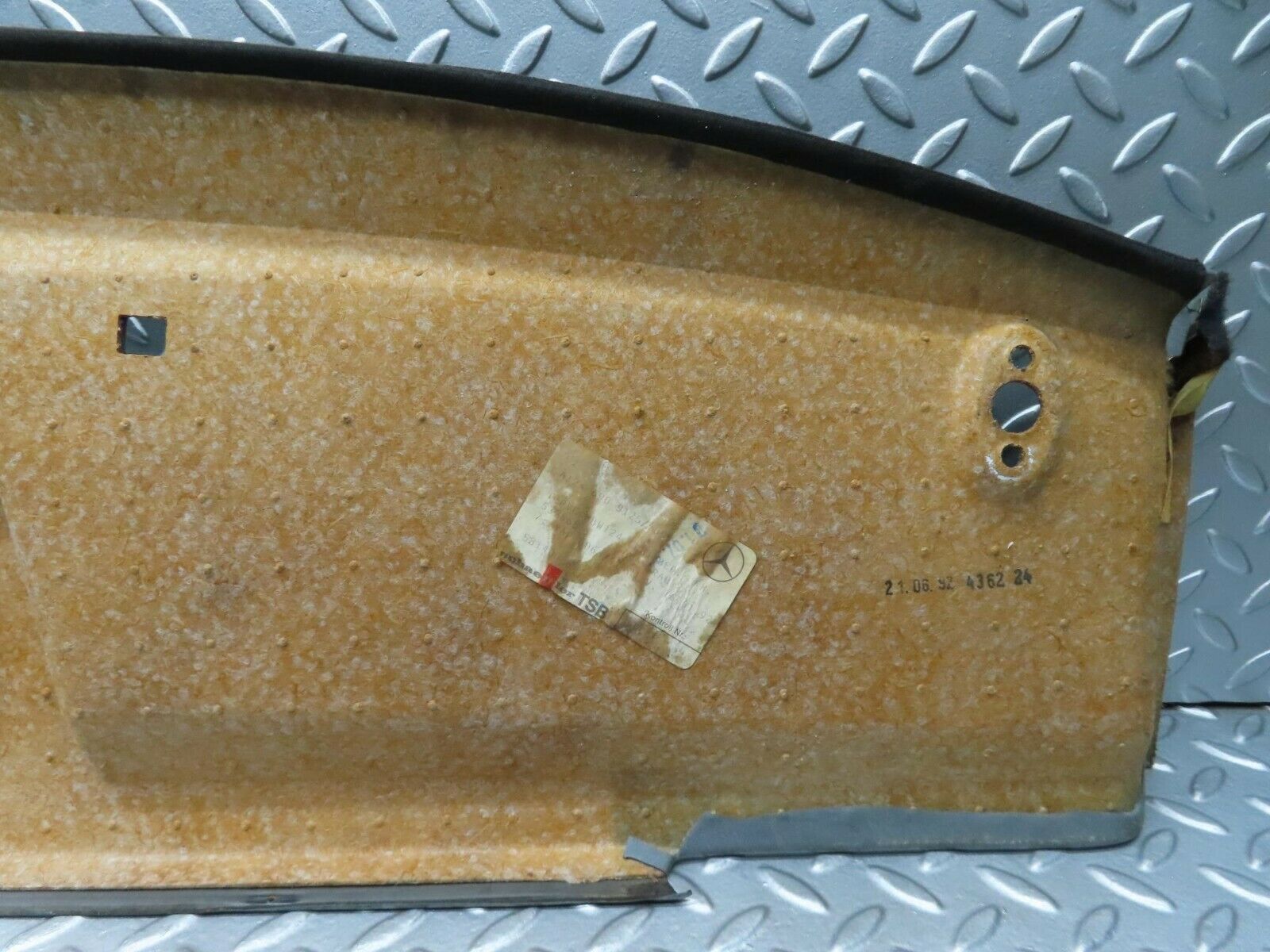 16291 Mercedes-Benz W124 260E Headlining Roof Panel Grey 1246909125