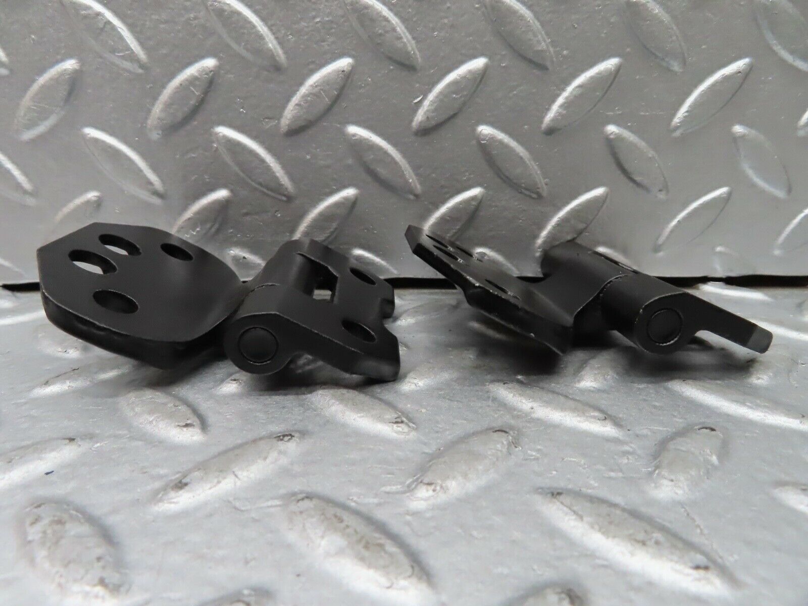 20127 Mercedes-Benz R129 300SL Coupe Left Door Hinges Pair