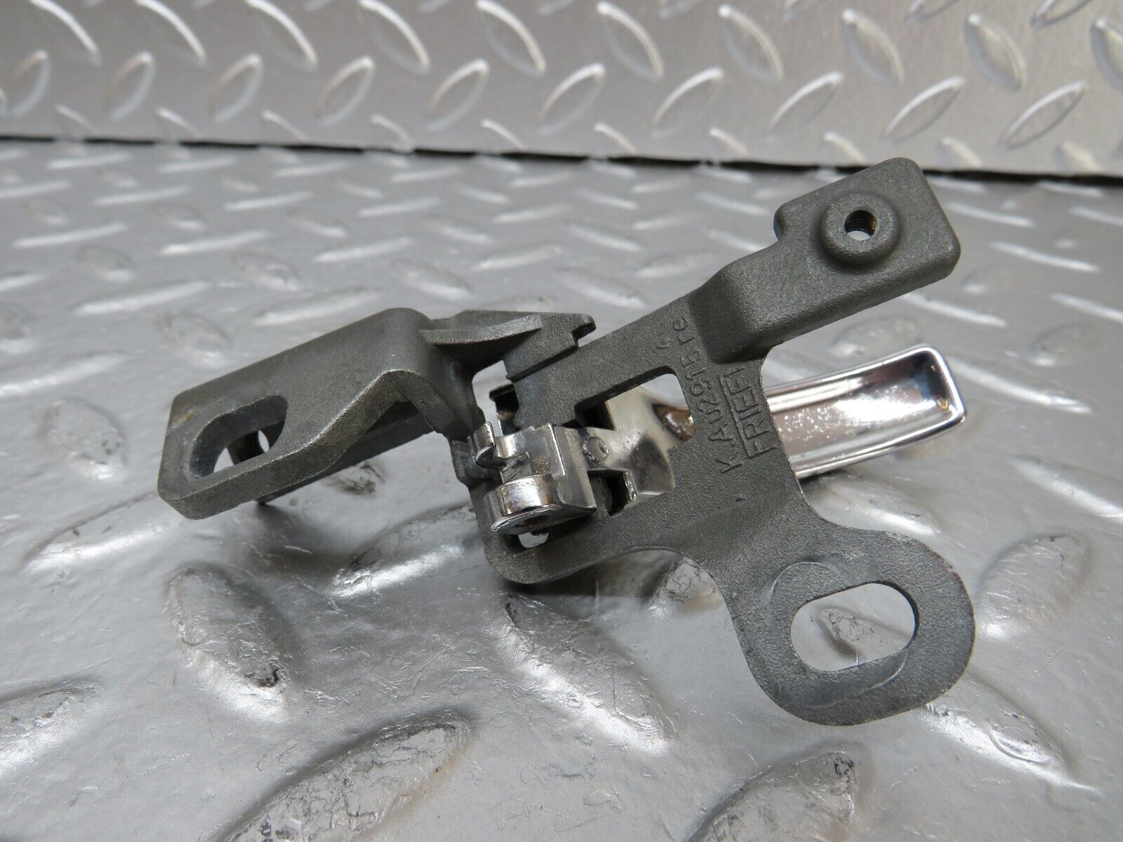 25559 Mercedes-Benz W123 200 Right Interior Door Handle 1237600261