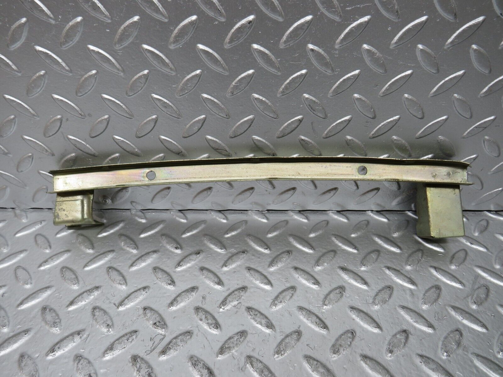 26977 Mercedes-Benz W123 240D Rear Left Door Window Channel