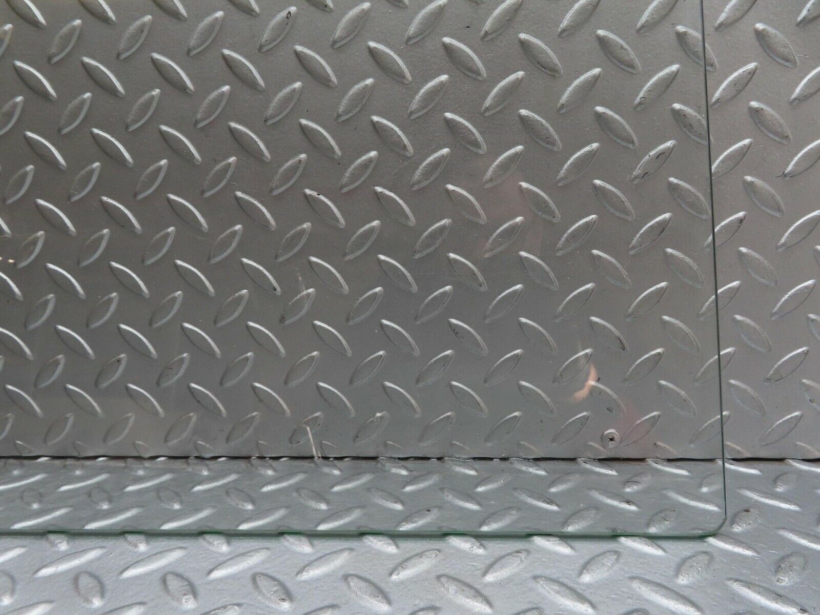 13066 Mercedes-Benz W111 220SE Rear Left Door Window Glass