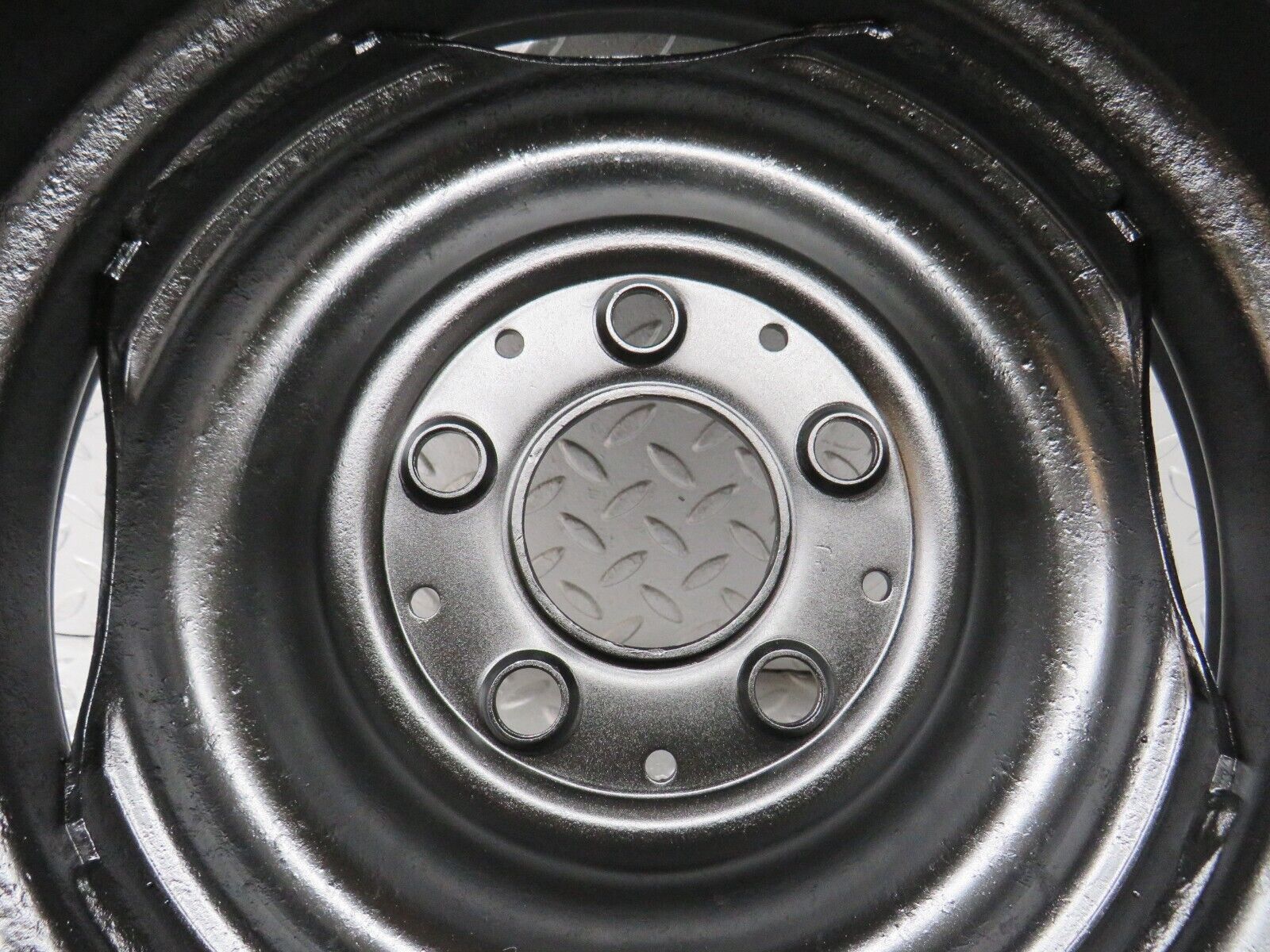 37730 Mercedes-Benz W109 300SEL Steel Wheel 5.5x2Jx14H2 1154001302