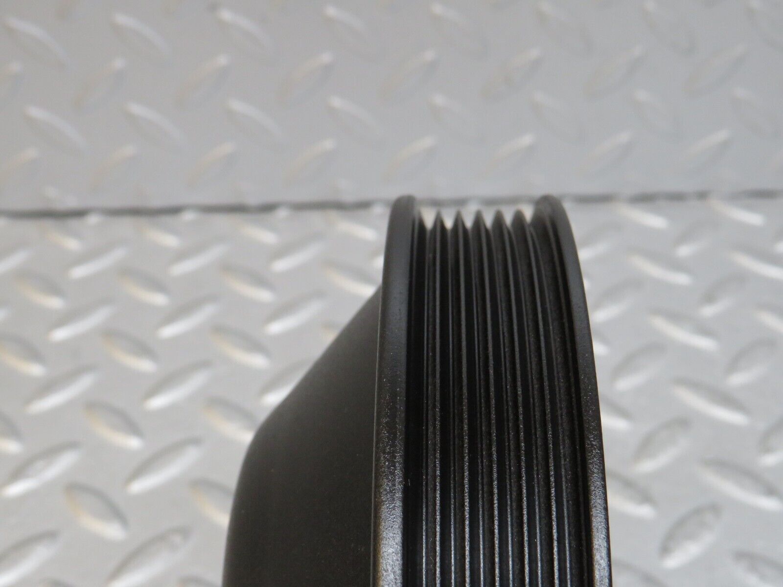 36793 Mercedes-Benz W201 190E 2.0L Steering Pump Pulley 2014600479