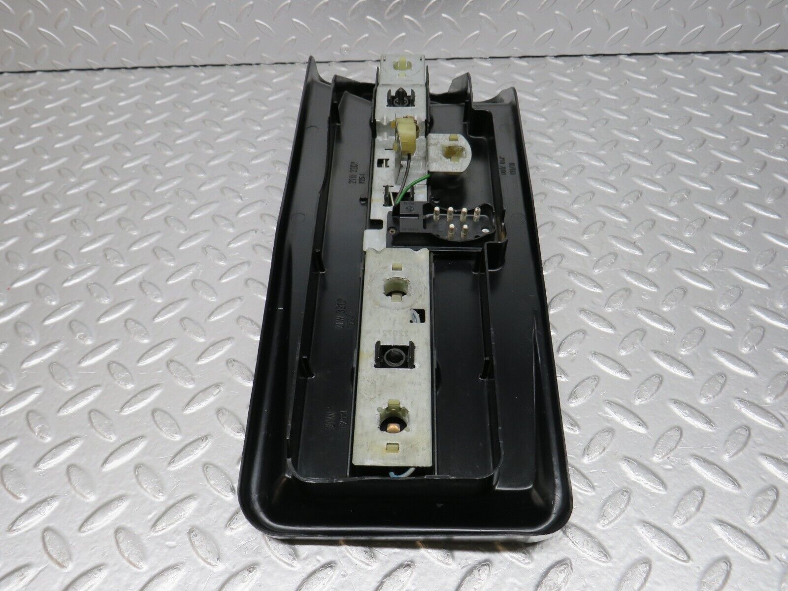 34282 Mercedes-Benz C126 380SEC Coupe Tail Light Bulb Holder Right 1268201064