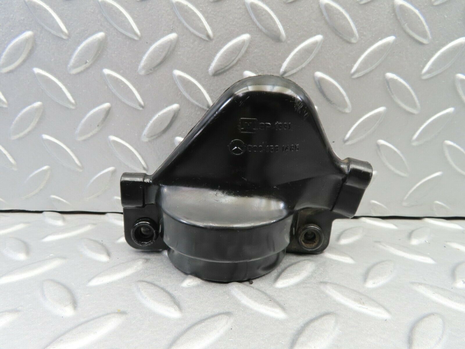 6826 Mercedes-Benz C107 350SLC Coupe Ignition Coil Cover Cap 0001581485