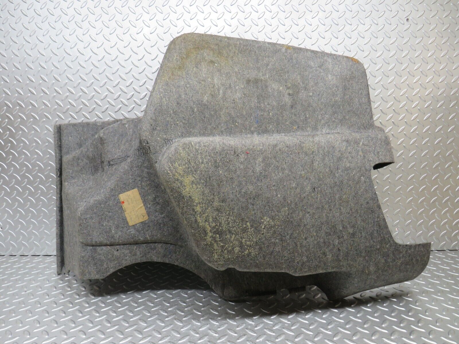 25733 Mercedes-Benz W124 280E Trunk Panel Cover Right 1246935433