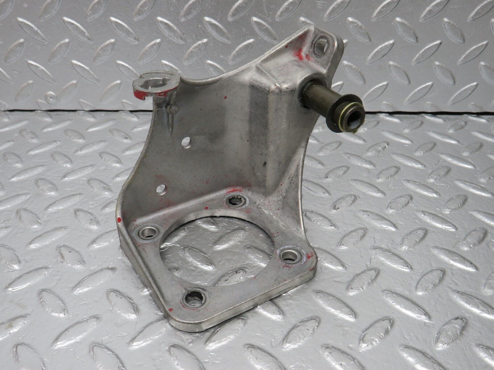 34109 Mercedes-Benz W124 260E Brake Pedal Bracket 1242900519